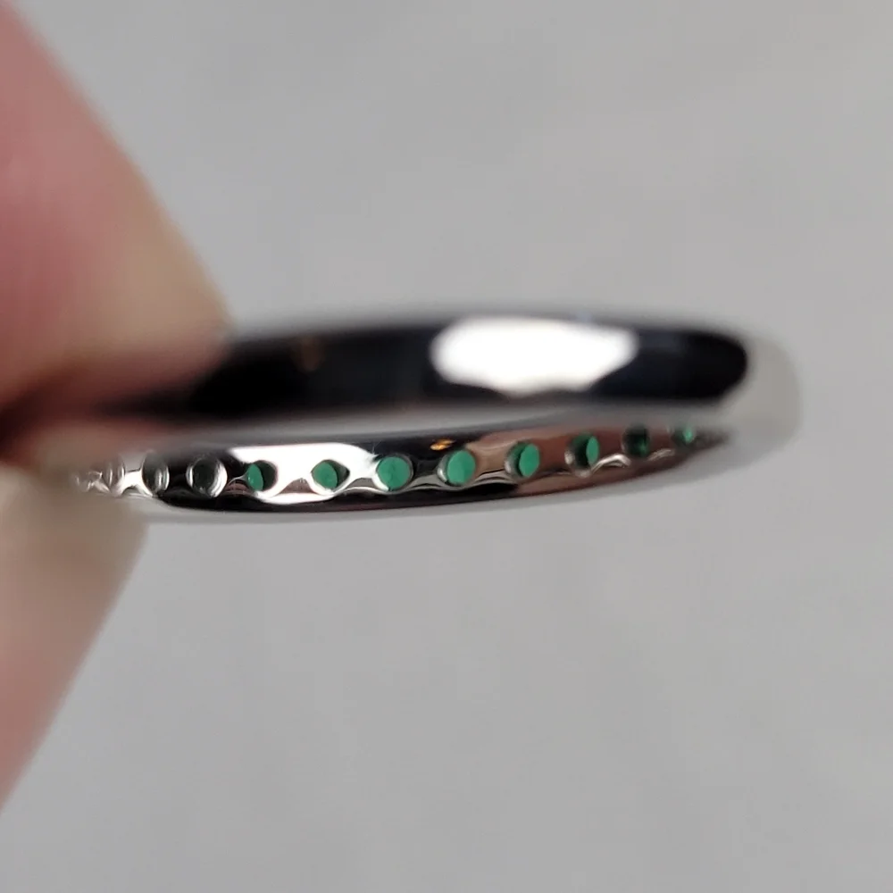 Sterling Silver Green Rhinestone Eternity Band Stackable Ring Size 6